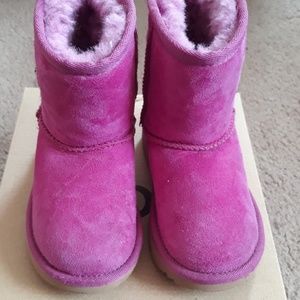 Toddler girl's Ugg Boots